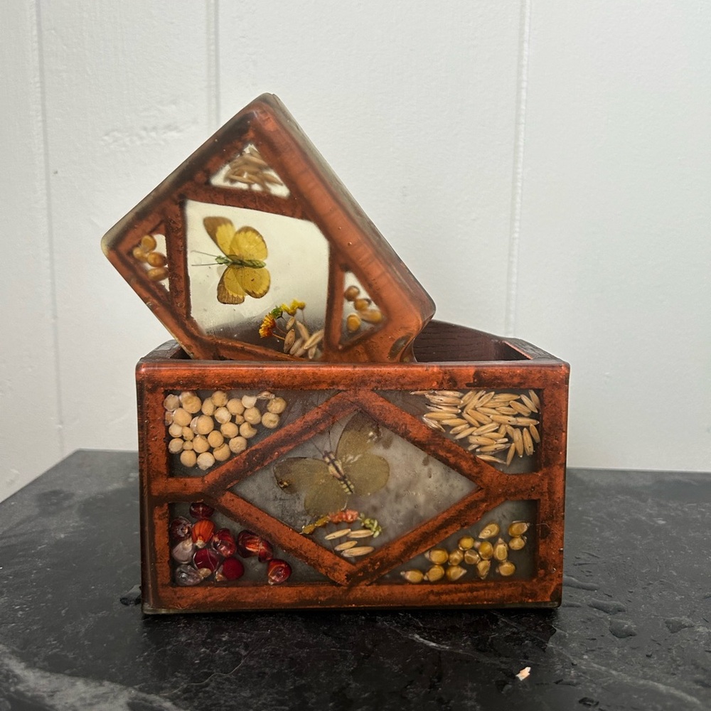 Vintage Butterfly Lucite Spoon Rest and Napkin Holder Set - Picture 4 of 4